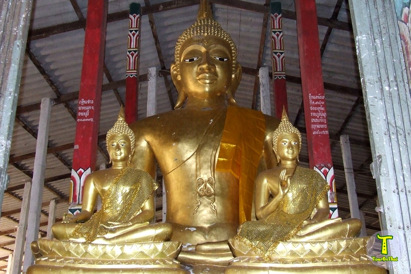 พระประธานในศาลาพันห้อง