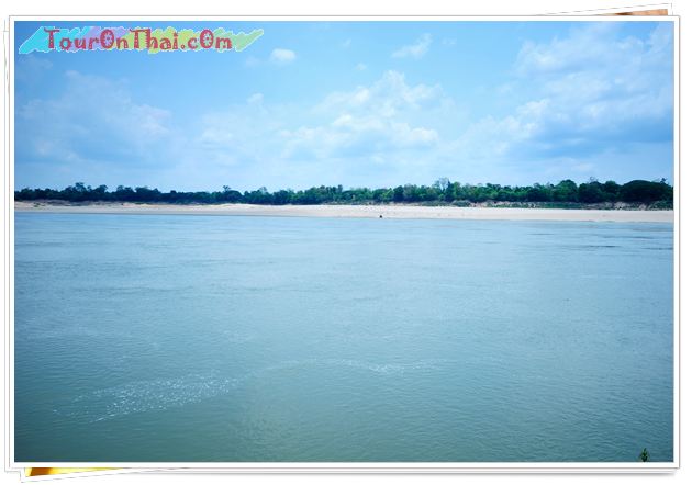 หาดชมดาวที่ฝั่งลาว