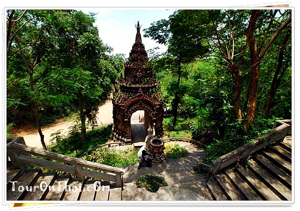 บันไดวัดอนาลโยทิพยาราม