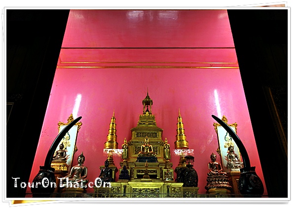 พระแก้วมรกตและพระพุทธรูปสำคัญ
