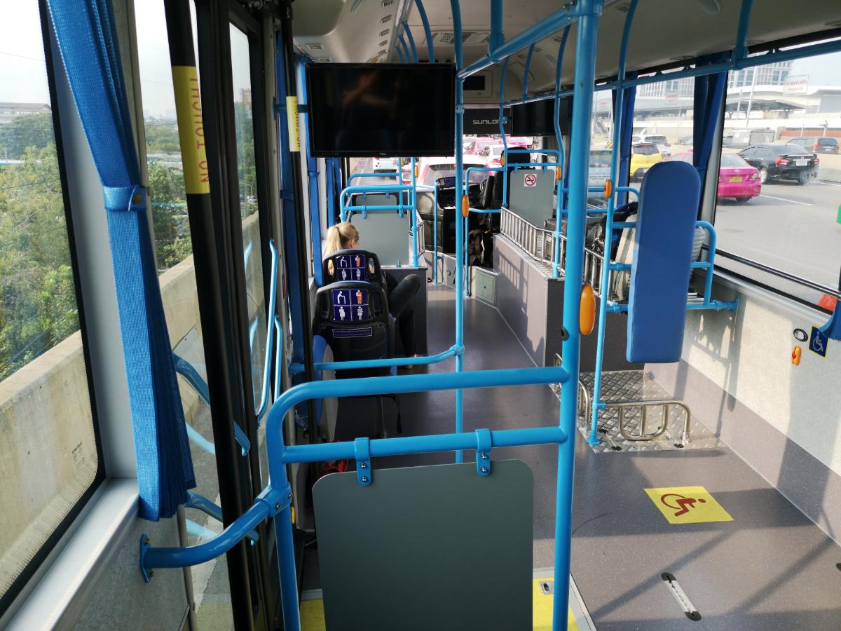 การใช้บริการรถ Shuttle Bus ระหว่าง สนามบินดอนเมือง-สุวรรณภูมิ