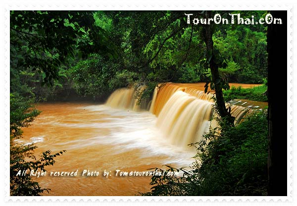 Sri Dit Waterfall,น้ำตกศรีดิษฐ์ เพชรบูรณ์