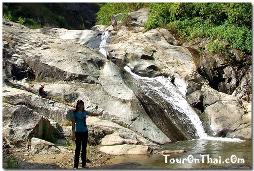 Mo Paeng Waterfall,น้ำตกหมอแปง แม่ฮ่องสอน