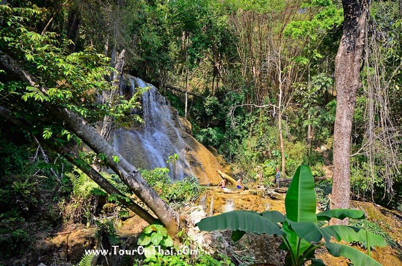Mae Kae Waterfall