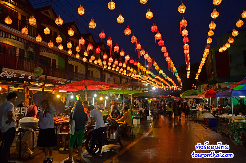 Long Sapao Chao Wiang Lakorn (Loy Krathong, Lampang) Festival,ประเพณีล่องสะเปาจาวละกอน ลำปาง