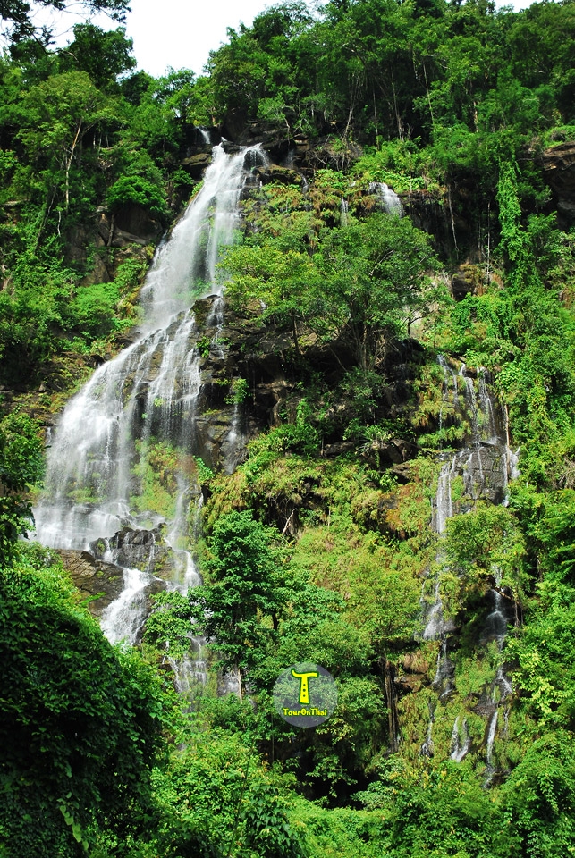 Sai Rung Waterfall (Rainbow Waterfall),น้ำตกสายรุ้ง สุโขทัย