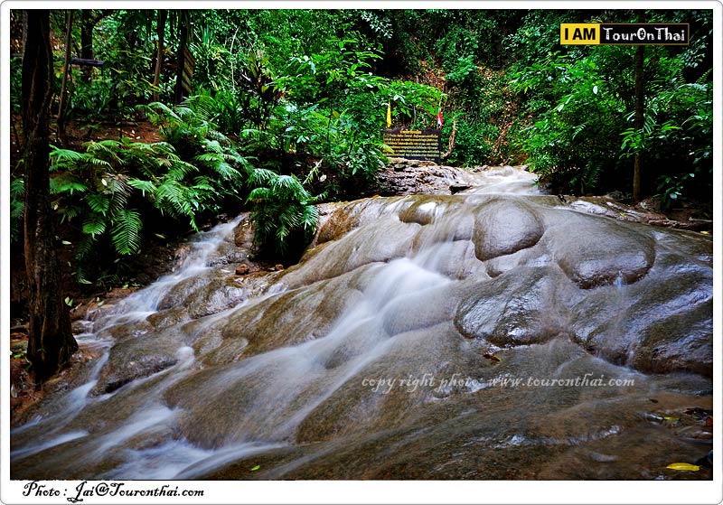 Sai Yok Noi Waterfall,น้ำตกไทรโยคน้อย (น้ำตกเขาพัง) กาญจนบุรี