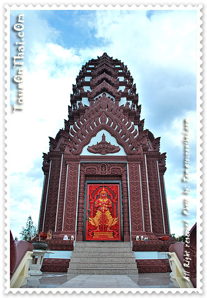 Prachuap Khiri Khan City Pillar Shrine,ศาลหลักเมืองประจวบคีรีขันธ์