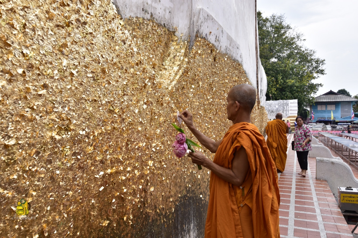 Wat Satue,วัดสะตือพุทธไสยาสน์