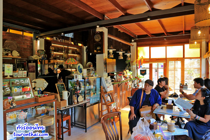 Baan Pla Chum Cafe,บ้านปลาชุม คาเฟ่