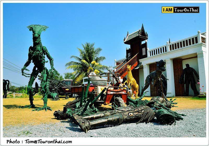 Ban Hun Lek,บ้านหุ่นเหล็ก อ่างทอง