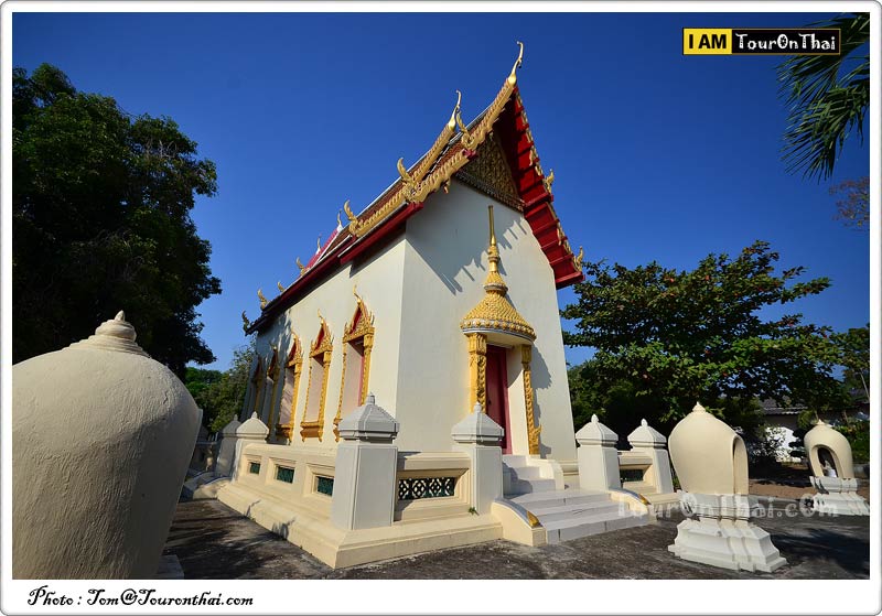 Wat Bot Mani Si Bunrueang,วัดโบสถ์มณีศรีบุญเรือง ตาก