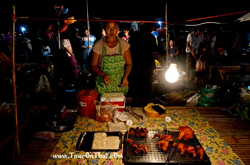 Kad Nang Yong Klong Yam - Night Market,กาดนั่งยอง คล้องย่าม ตาก