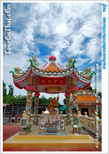 Chao Mae Kuan Im Shrine,พระโพธิสัตว์อวโลกิเตศวรปางพันกรพันเนตร ชลบุรี