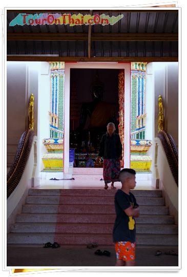 Wat Si Chomphu Ong Tue,วัดศรีชมภูองค์ตื้อ หนองคาย