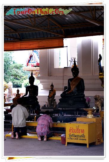 Wat Si Chomphu Ong Tue