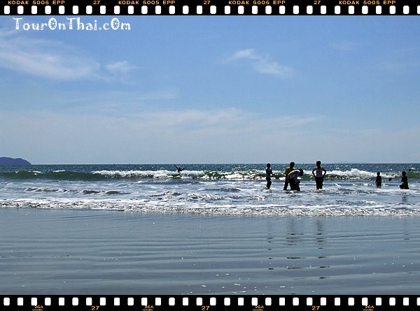 Laem Son Beach