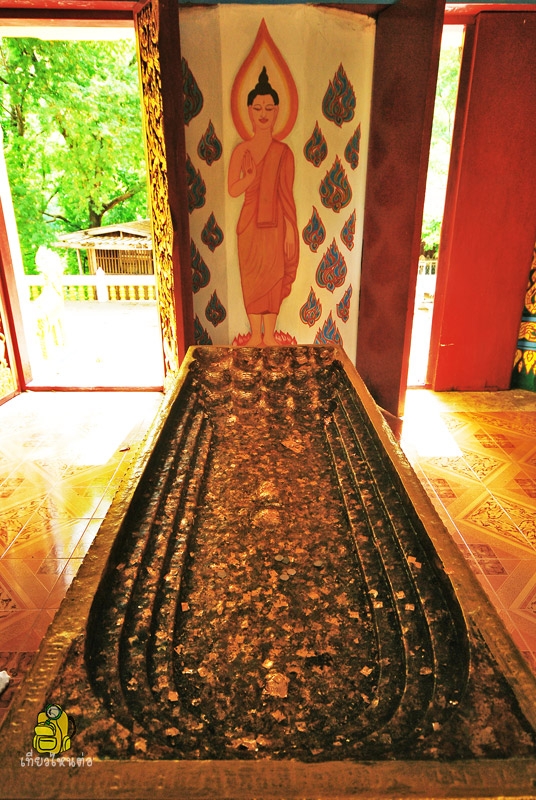 Wat Phra Phutthabat Khao Ruak,วัดพระพุทธบาทเขารวก พิจิตร
