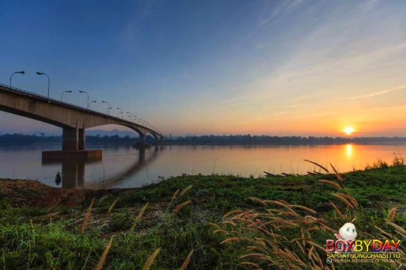 สะพานมิตรภาพไทย-ลาว แห่งที่ 3 นครพนม