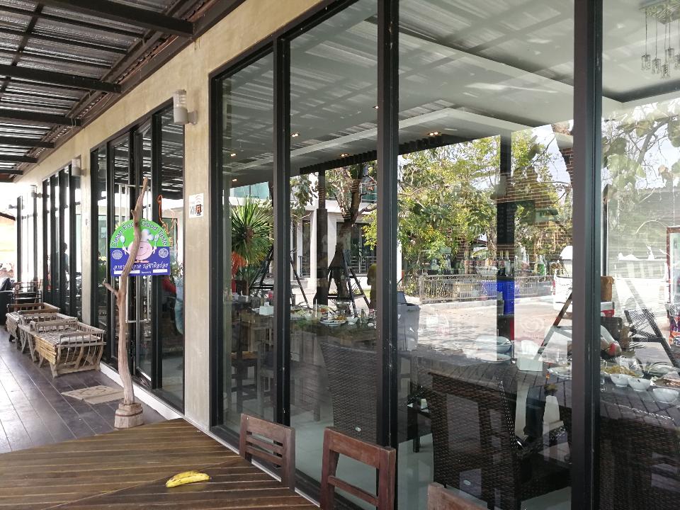 ,Maneewan Cafe