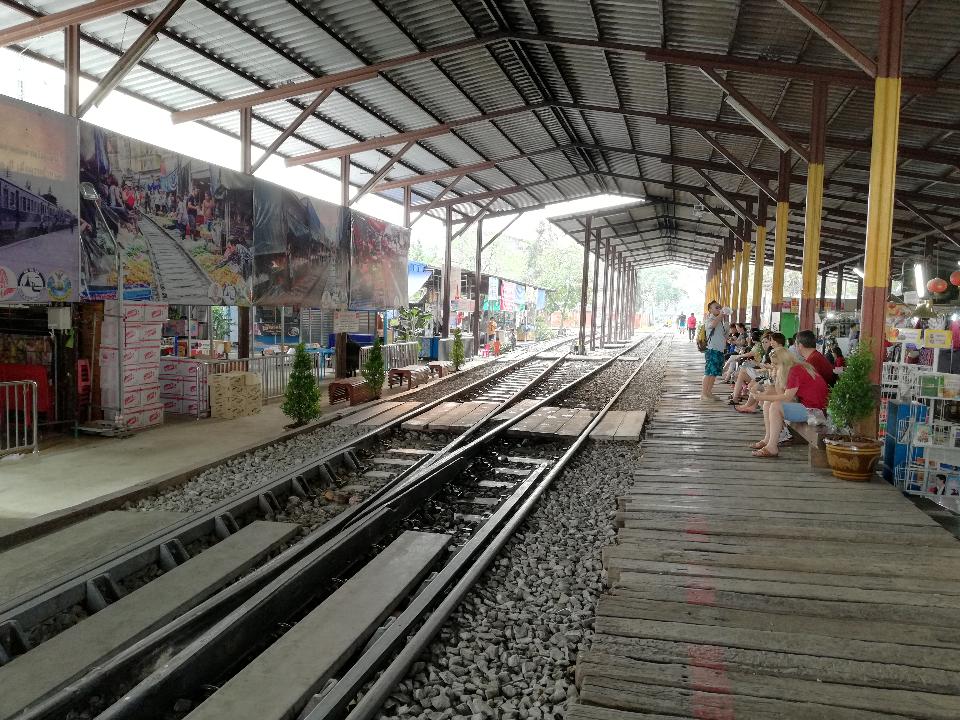 ,Talat Rum Hub - Railway Market