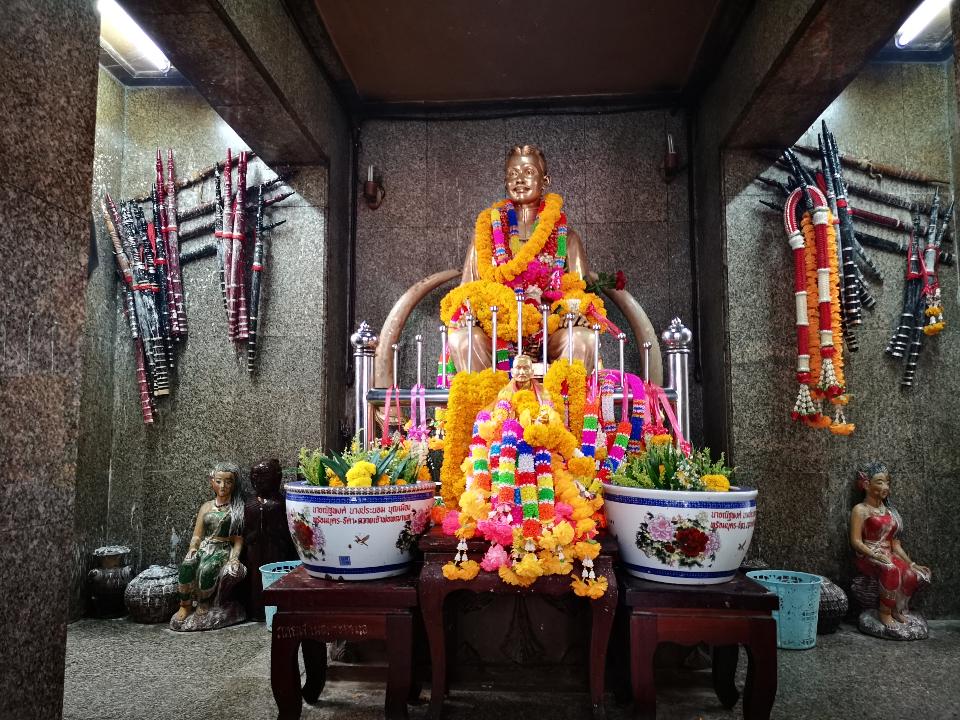 ,Chao Por Paya Lae Shrine