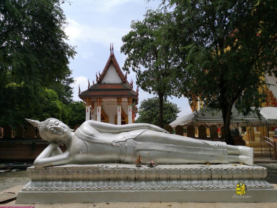 ,Wat Phran Nok