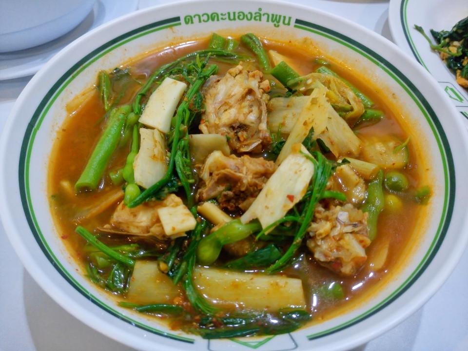 ,Daokanong Lamphun Restaurant Doi-Ti branch