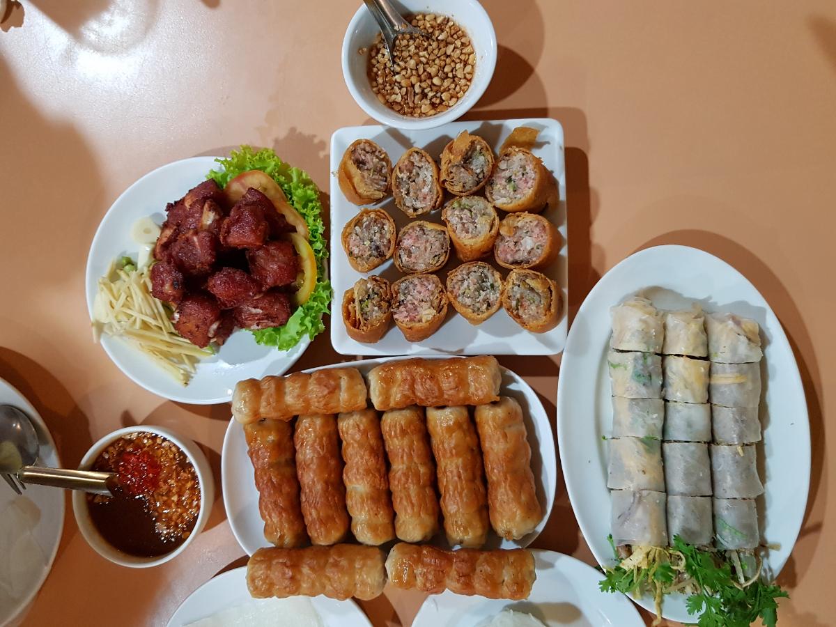 ,Daeng Namnuang Vietnamese Restaurant