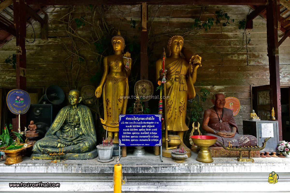 ,Wat Khantha Phueksa - Maekampong