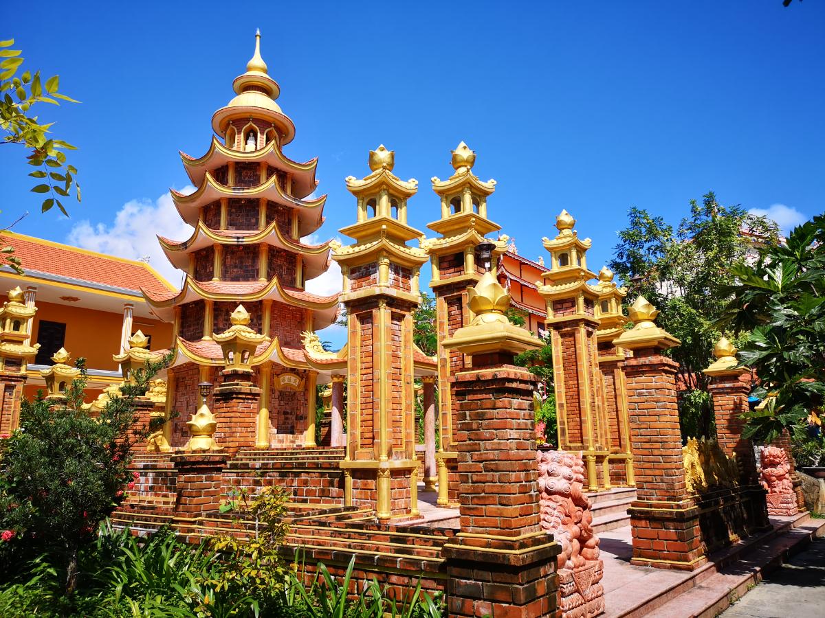 ,Chua Buu Dai Son Temple Danang