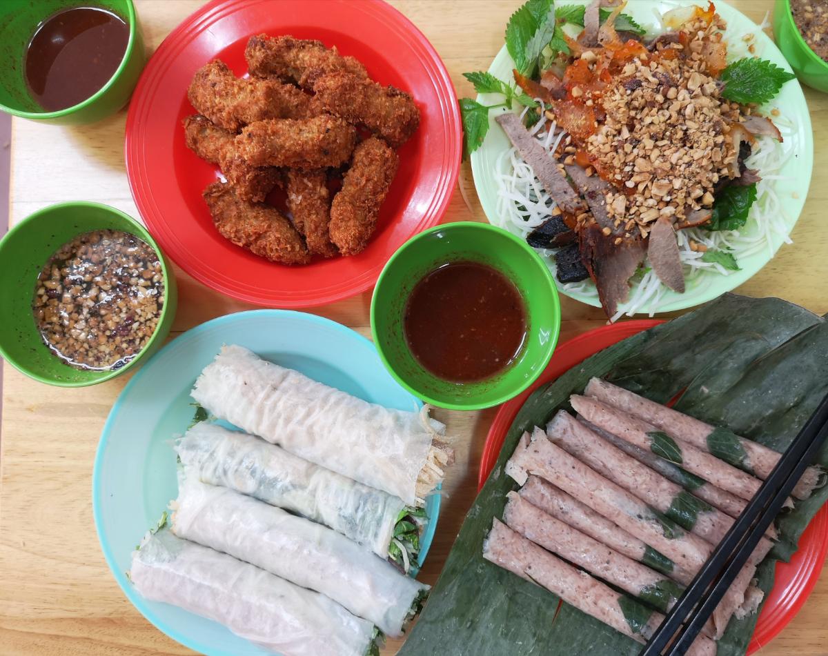 Long Vi Dung Vietnamese food Hanoi