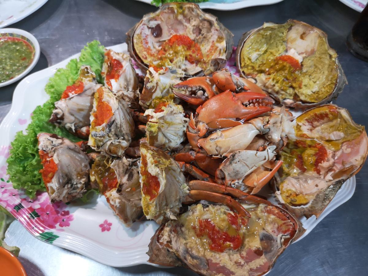 ,Krua Pooyai Joy Seafood Restaurant