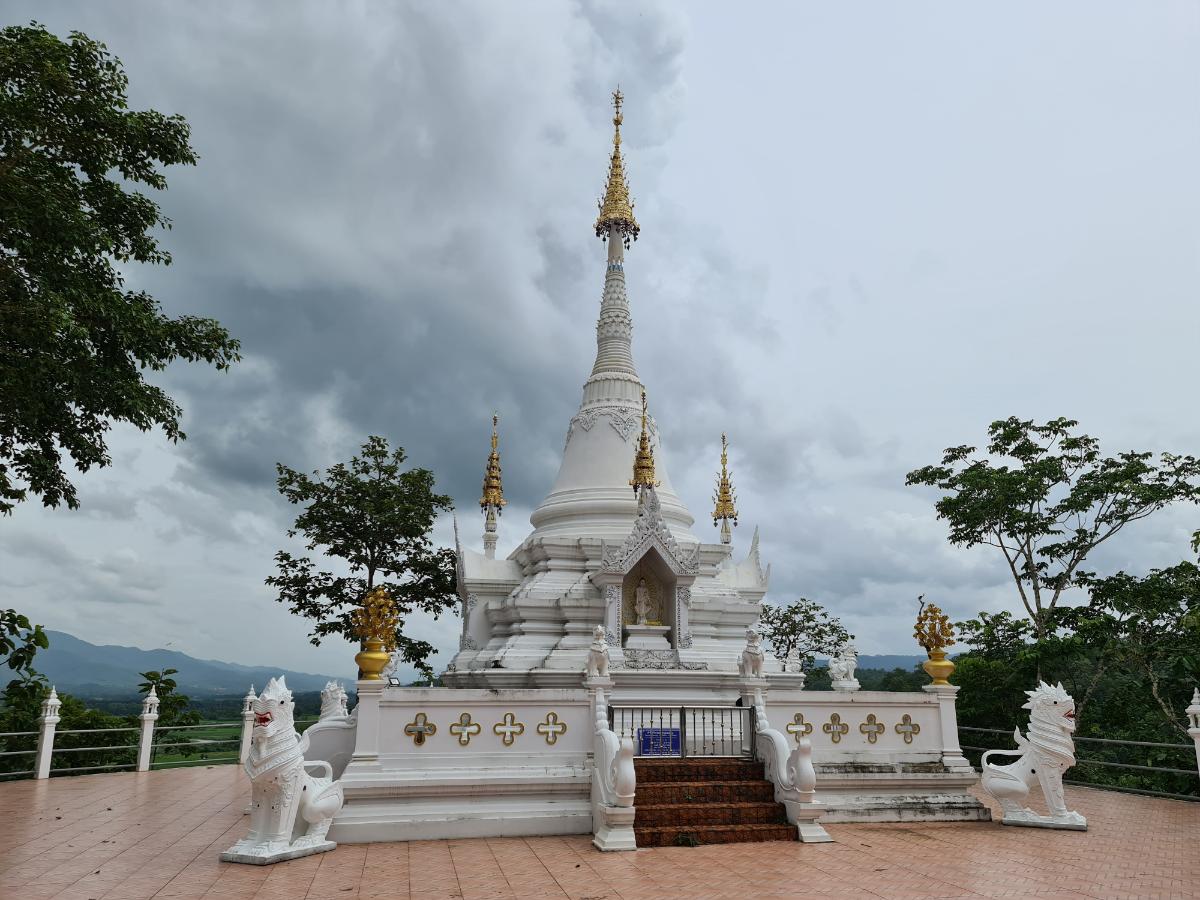 ,Wat Phra That Chom Mon